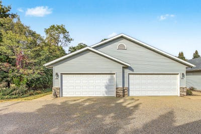 /international/us/5328-prill-road-eau-claire-wi-110120538282/