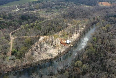 /international/us/tbd-middle-prong-ln-jonesville-la-110106326897/