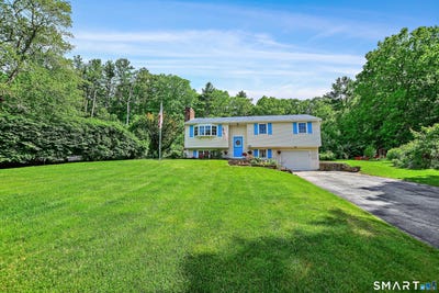 /international/us/17-plainview-drive-plainfield-ct-110108352698/