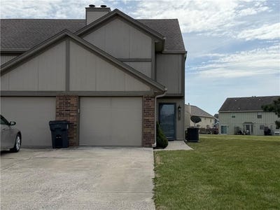 /international/us/527-ne-6th-street-blue-springs-mo-110107583836/