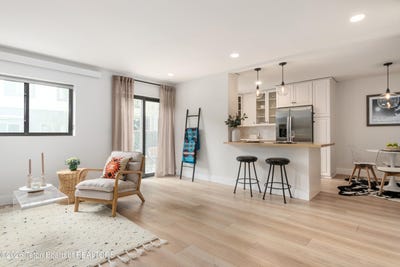 /international/us/826-powderhorn-lane-jackson-wy-110108232078/