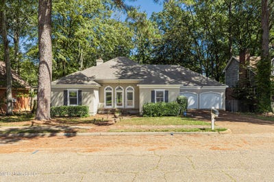 /international/us/1046-newland-street-jackson-ms-110108223916/
