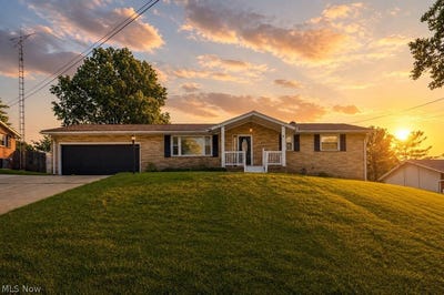 /international/us/1704-plymouth-knoll-avenue-nw-massillon-oh-110108383640/