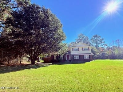 /international/us/516-airline-highway-tylertown-ms-110104969779/