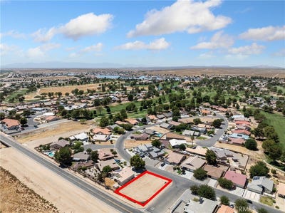 /international/us/27867-hummingbird-lane-helendale-ca-110095148486/