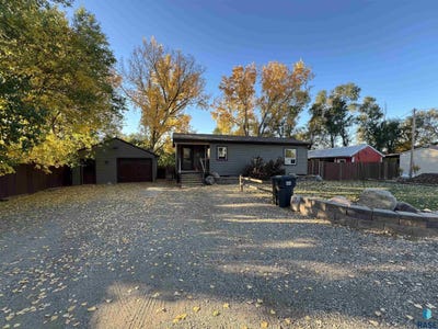 /international/us/409-w-2nd-st-oacoma-sd-110108150353/