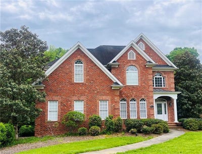 /international/us/2140-rossmore-road-clemmons-nc-110107379021/