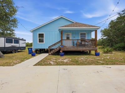 /international/us/2111-lone-star-rockport-tx-110109003219/