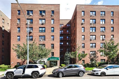 /international/us/83-85-116th-street-kew-gardens-ny-110120511765/