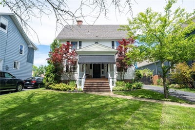 /international/us/93-long-avenue-hamburg-ny-110108424376/