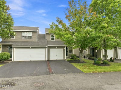 /international/us/131-harvard-road-watervliet-ny-110109954878/