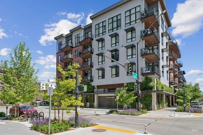/international/us/119-s-10th-street-boise-id-110108177716/