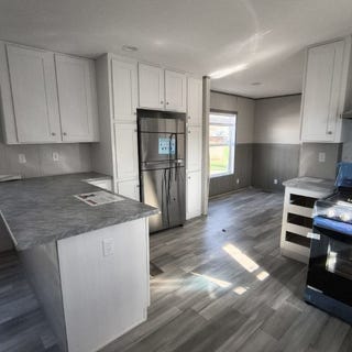 /international/us/27-crestwood-drive-middletown-in-110094818618/