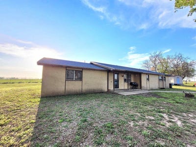 /international/us/1182-20th-st-severy-ks-110107403176/