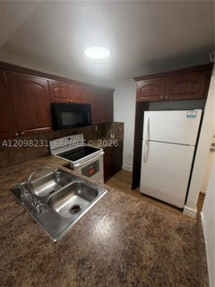 /international/us/16465-ne-22nd-ave-north-miami-beach-fl-110120147166/