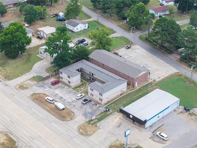 /international/us/302-e-shawntel-smith-blvd-muldrow-ok-110101680837/