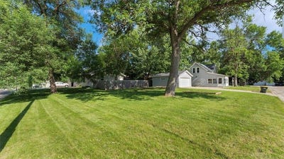 /international/us/1220-campbell-avenue-nw-willmar-mn-110100393276/?lang=en