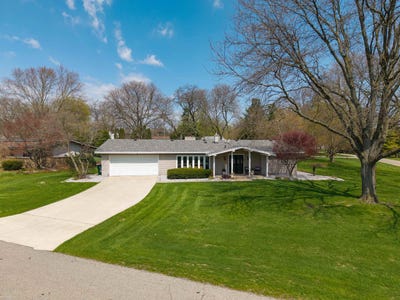/international/us/8995-carriage-hill-shelby-twp-mi-110107518032/