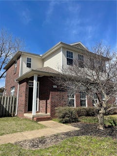 /international/us/410-ash-street-lowell-ar-110108477770/