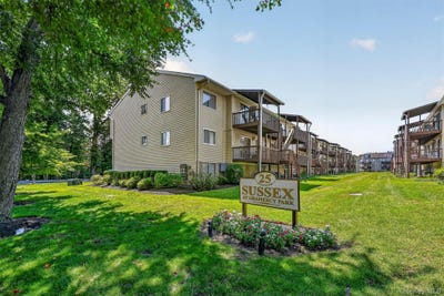 /international/us/25-college-avenue-nanuet-ny-110119626590/