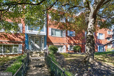 /international/us/3827-hamilton-street-hyattsville-md-110103055699/