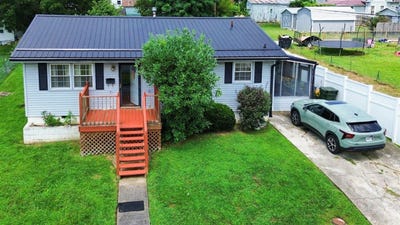 /international/us/208-tureman-avenue-carlisle-ky-110109588053/