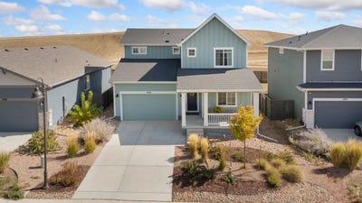 /international/us/2486-white-pelican-ave-loveland-co-110120513877/