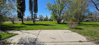 /international/us/1103-9th-street-international-falls-mn-110108380894/