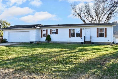 /international/us/8500-w-main-street-stockton-mn-110103477395/