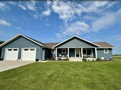 /international/us/3277-335th-avenue-ruthven-ia-110100420810/