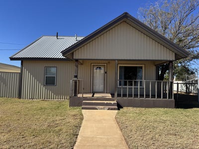 /international/us/302-s-avenue-g-lamesa-tx-110103387611/