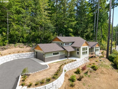 /international/us/84619-east-lake-dr-florence-or-110108919699/