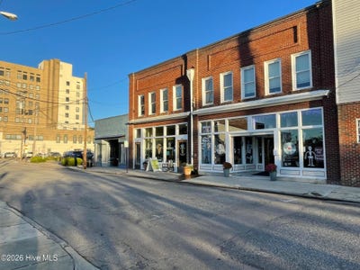 /international/us/610-e-fearing-street-elizabeth-city-nc-110105364049/