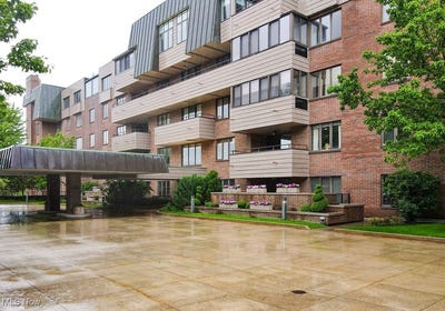 /international/us/5200-three-village-drive-unit-llb-lyndhurst-oh-110099803865/