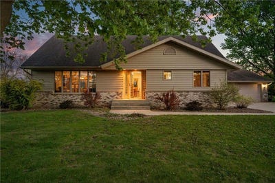 /international/us/406-ne-grove-street-brownsdale-mn-110107910027/