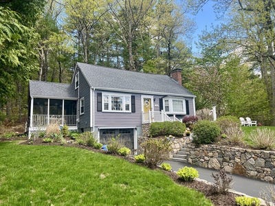 /international/us/135-locust-st-holliston-ma-110108025743/