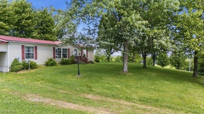 /international/us/4731-state-route-555-little-hocking-oh-110108796014/