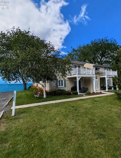 /international/us/459-n-lake-pine-marblehead-oh-110108191184/