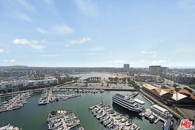 /international/us/4267-marina-city-dr-marina-del-rey-ca-110106720996/