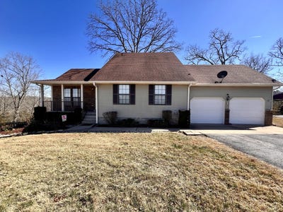 /international/us/950-skyline-drive-forsyth-mo-110108020701/