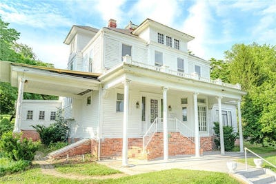 /international/us/45-w-main-street-quaker-city-oh-110100798933/