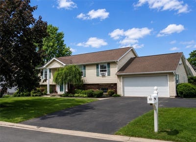 /international/us/51-hillview-drive-norwich-ny-110108977323/