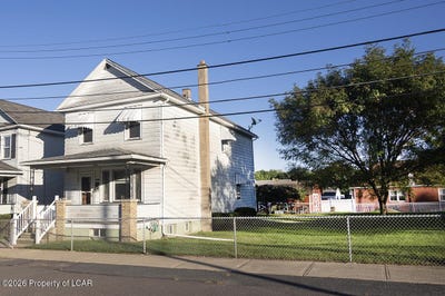 /international/us/10-krest-street-plymouth-pa-110110269781/