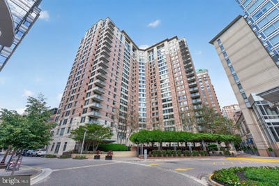 /international/us/851-n-glebe-road-arlington-va-110108542821/