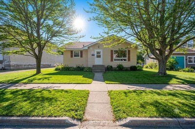 /international/us/1717-daggett-street-marinette-wi-110105043904/