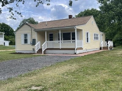 /international/us/336-w-railroad-ave-craigsville-va-110109012863/