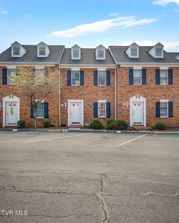 /international/us/400-sunset-drive-johnson-city-tn-110106790567/