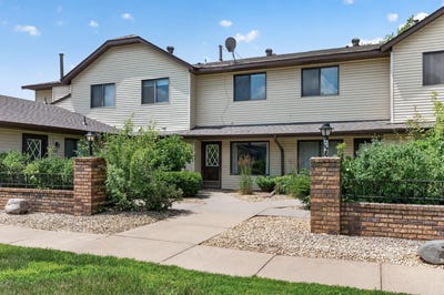 /international/us/1554-helmo-avenue-n-oakdale-mn-110119332010/