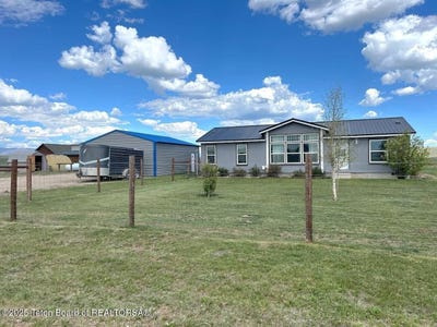 /international/us/58-chief-joseph-road-pinedale-wy-110100090008/