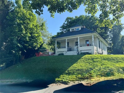 /international/us/59-sand-street-garnerville-ny-110101548477/